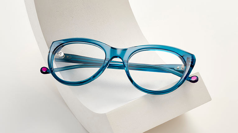 Pure frames